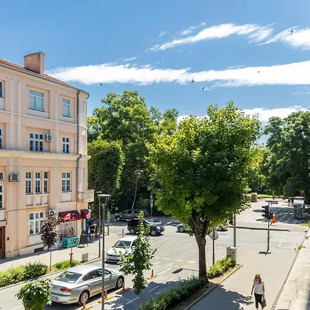 Great Location Apartman Várna